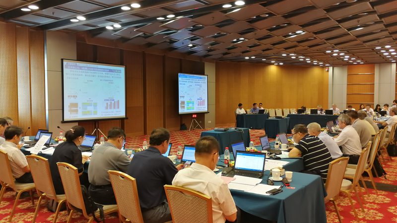 液压泵选型：关键因素与误区解析
